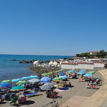 Del Mare Apartment *